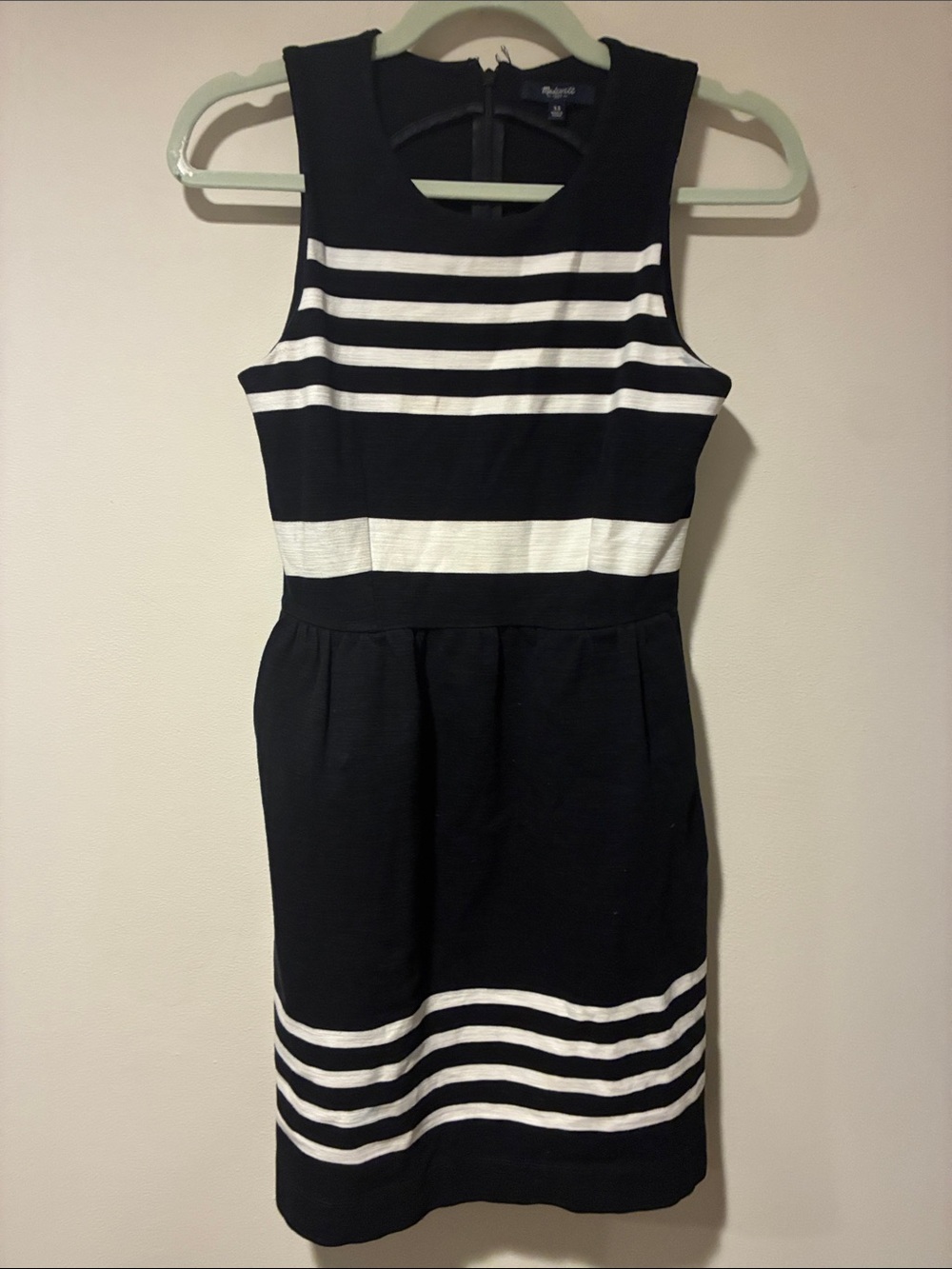 White House Black Market Black & White Striped Midi Sheath Dress Sz